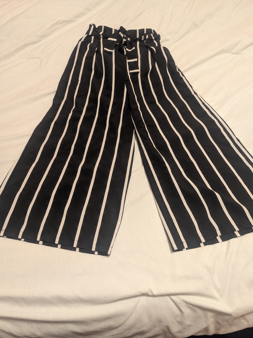 SHEIN Black Wide-Leg Stripe Paperbag Waist Pants